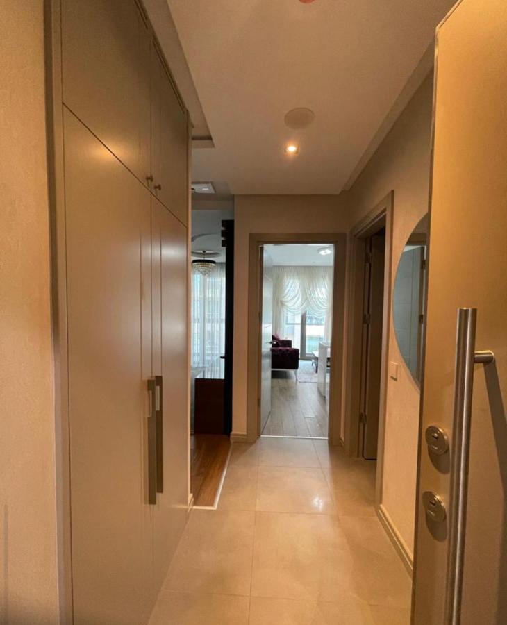 Route Apartament *